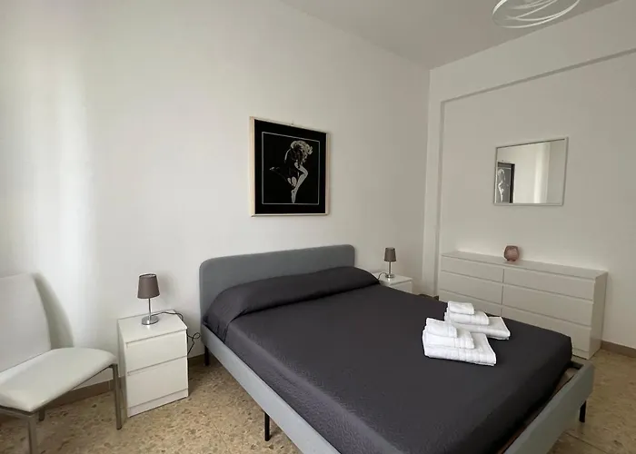 Apartman Manubella 5 Vani Con Giardino La Spezia